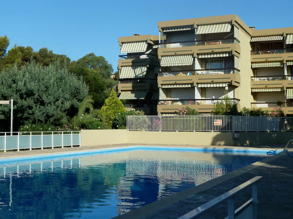 Appartement - BORMES LES MIMOSAS