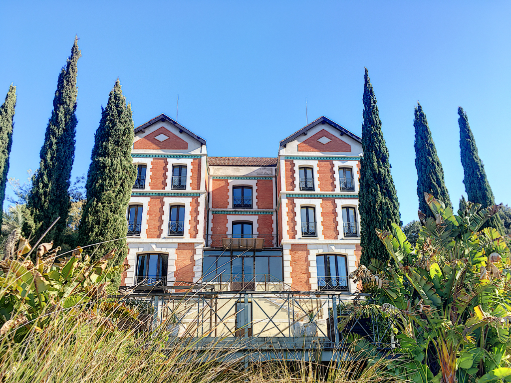 Maison-Villa - LE LAVANDOU