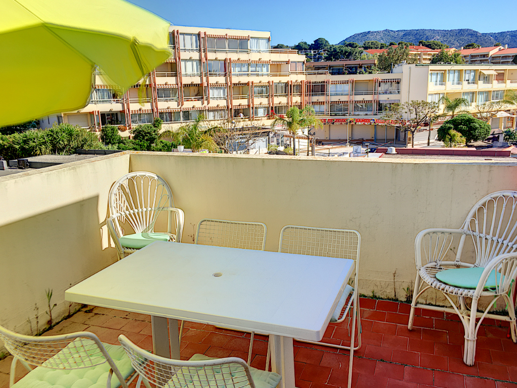 Appartement - BORMES LES MIMOSAS