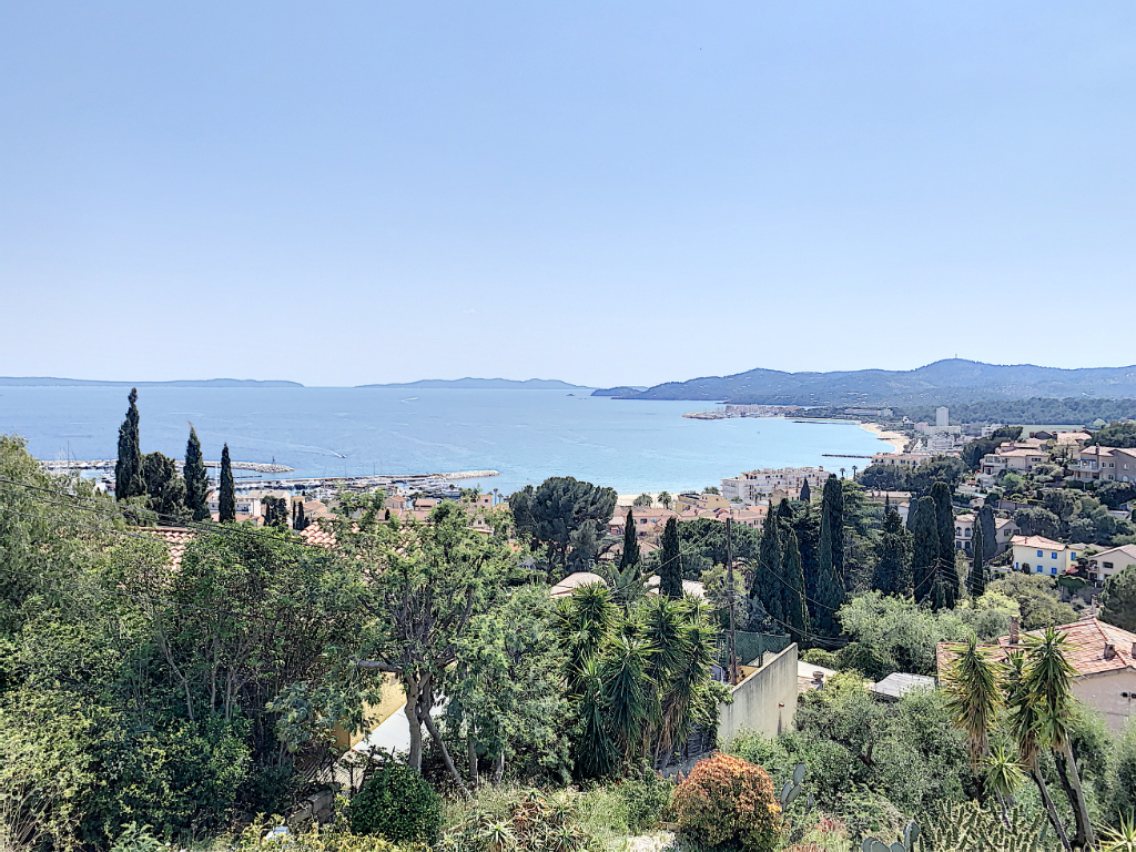 Maison-Villa - LE LAVANDOU