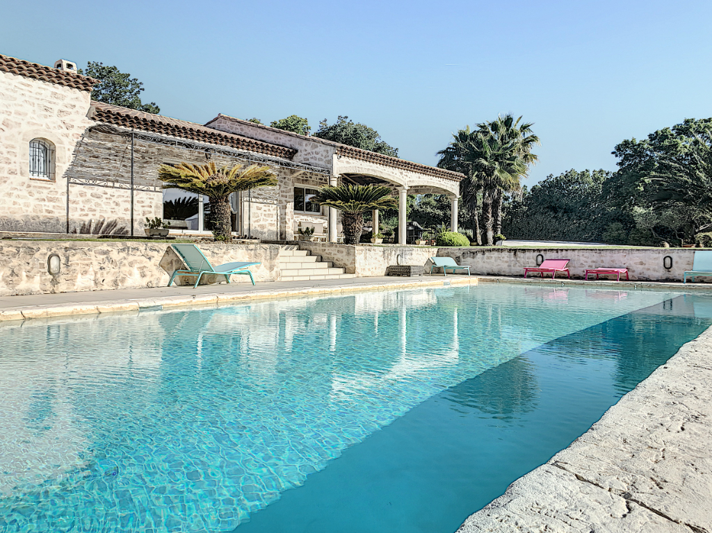 Maison-Villa - BORMES LES MIMOSAS