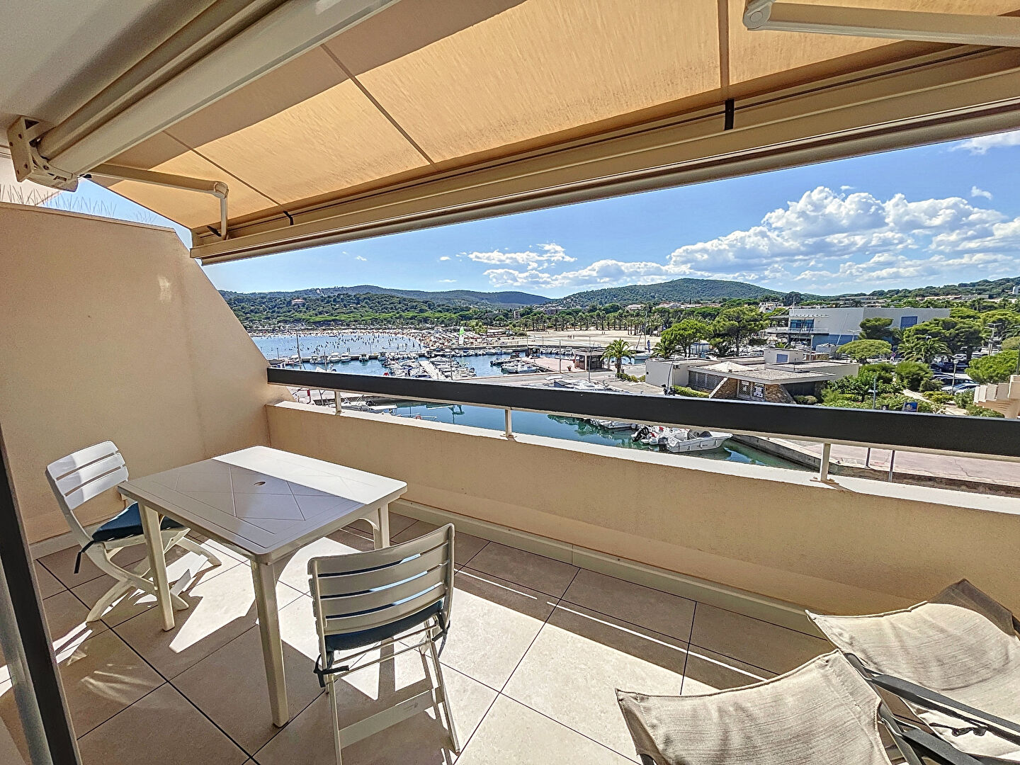 Appartement - BORMES LES MIMOSAS