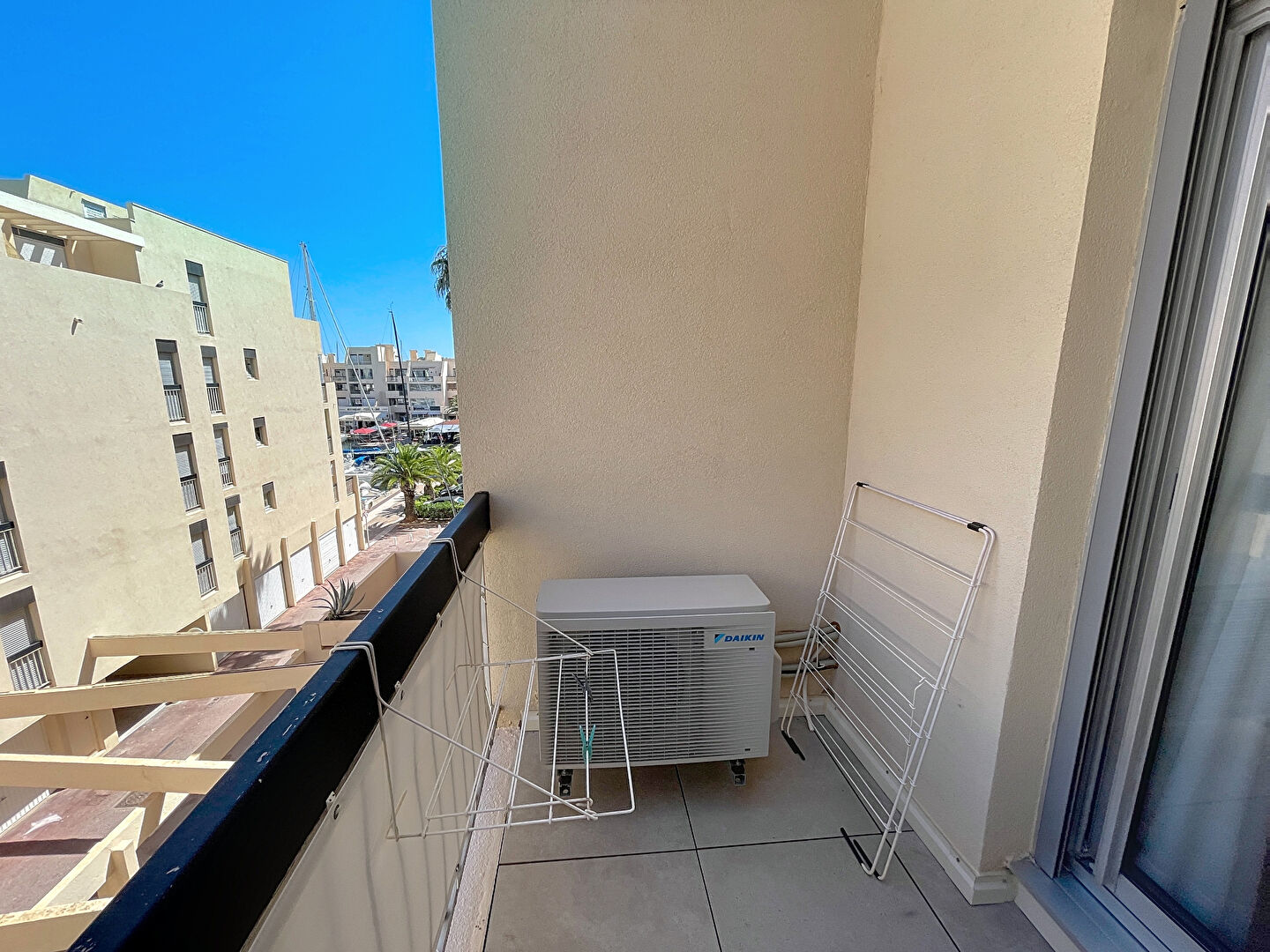 Appartement - BORMES LES MIMOSAS