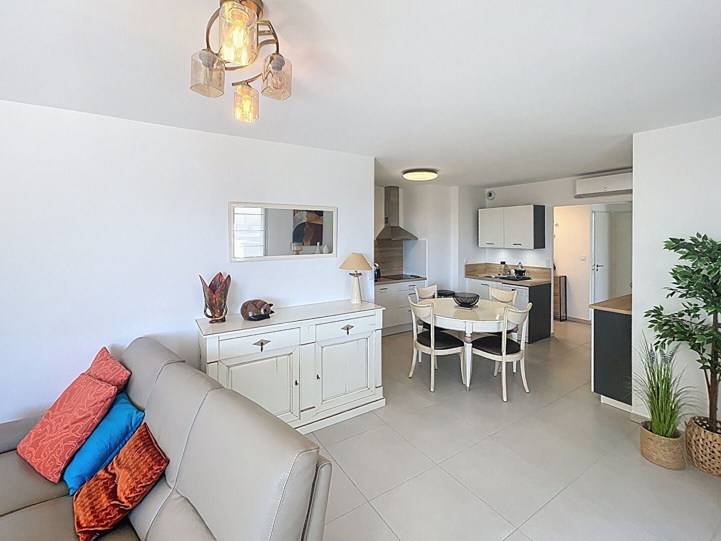 Appartement - BORMES LES MIMOSAS