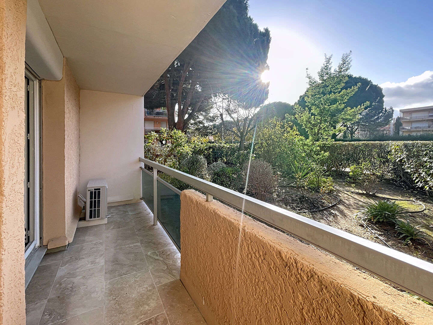 Appartement - BORMES LES MIMOSAS