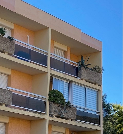 Appartement - BORMES LES MIMOSAS