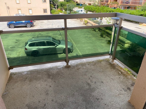 Appartement - BORMES LES MIMOSAS