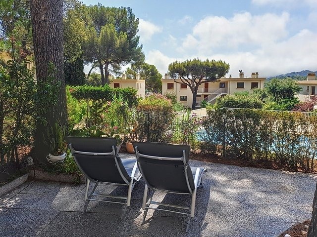 Location Grand T1 Rsidence Les Parcs du Soleil,La Favire, Bormes les MImosas.