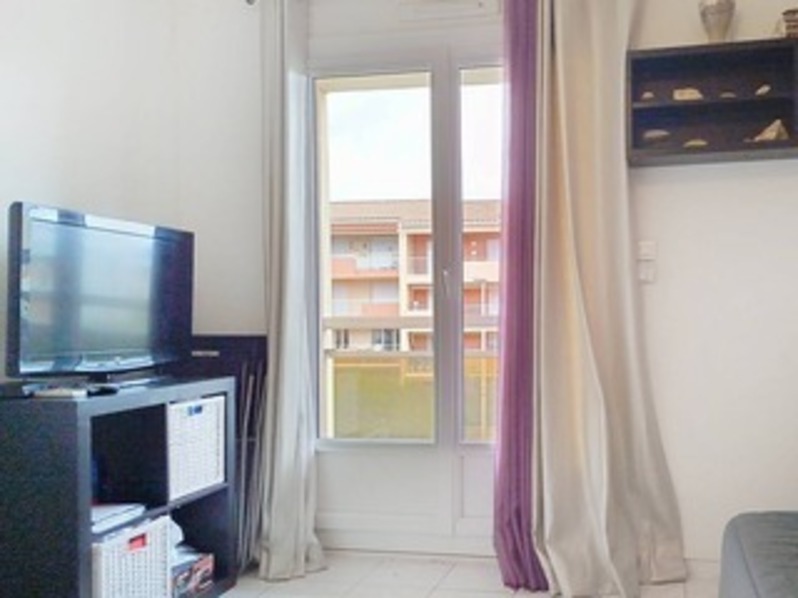 Location Studio cabine climatis&eacute; R&eacute;sidence C&ocirc;te Azur Loggia et  Parking