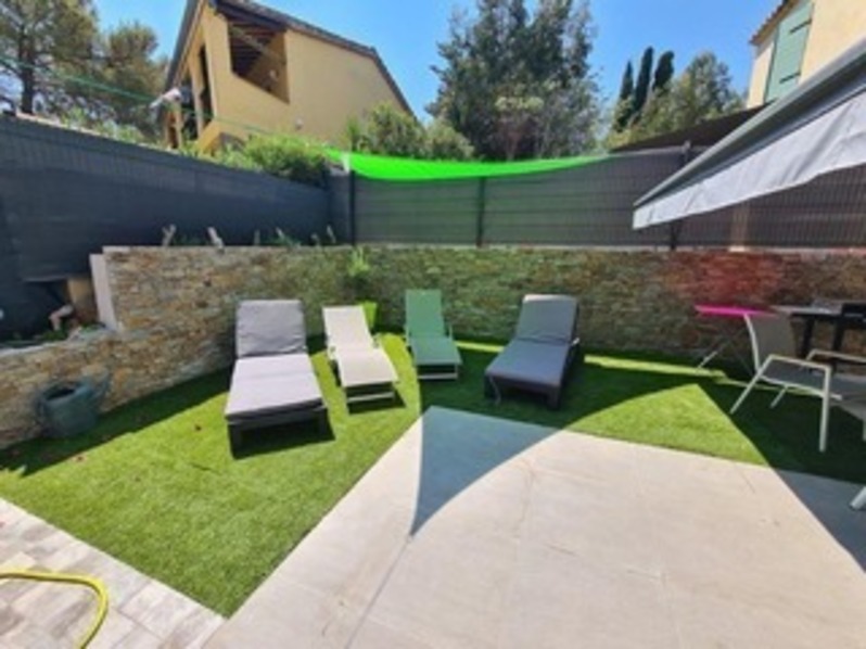 Location Joli T4 climatis&eacute; class&eacute; 3* dans r&eacute;sidence moderne La Favi&egrave;re